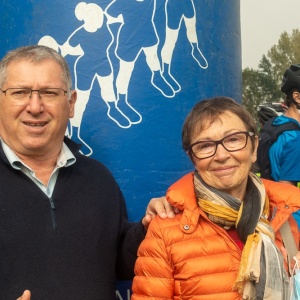 Le départ des deux courses a été donné par Mme Dubois, veuve de notre regretté collègue Daniel, très actif dans le plein air, qui avait terminé sa carrière à Giraut de Borneil. Depuis 2019, la course du championnat départemental est baptisée de son nom A G., M. Gimenez, maire de Corgnac-Sur-L'Isle, commune qui a assuré un énorme accompagnement logistique de la manifestation