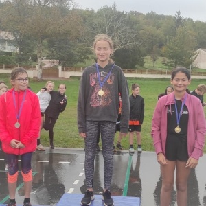 Podium benjamines BF3 (filles de 5e) : victoire de Morgane